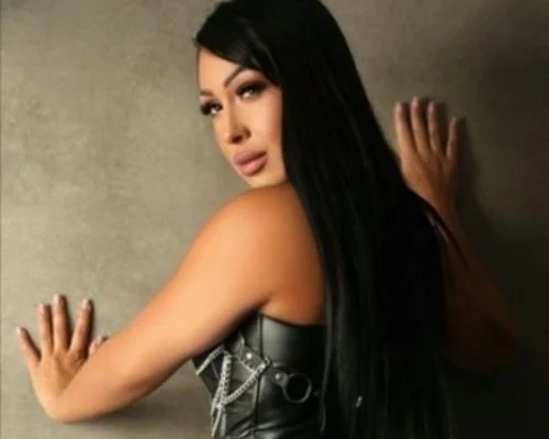 Mrunal Delhi Escort